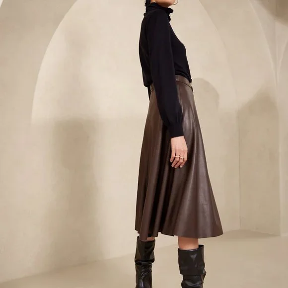 Banana Republic Vegan Leather midi Skirt in Cacao Sz 2 - Picture 2 of 6